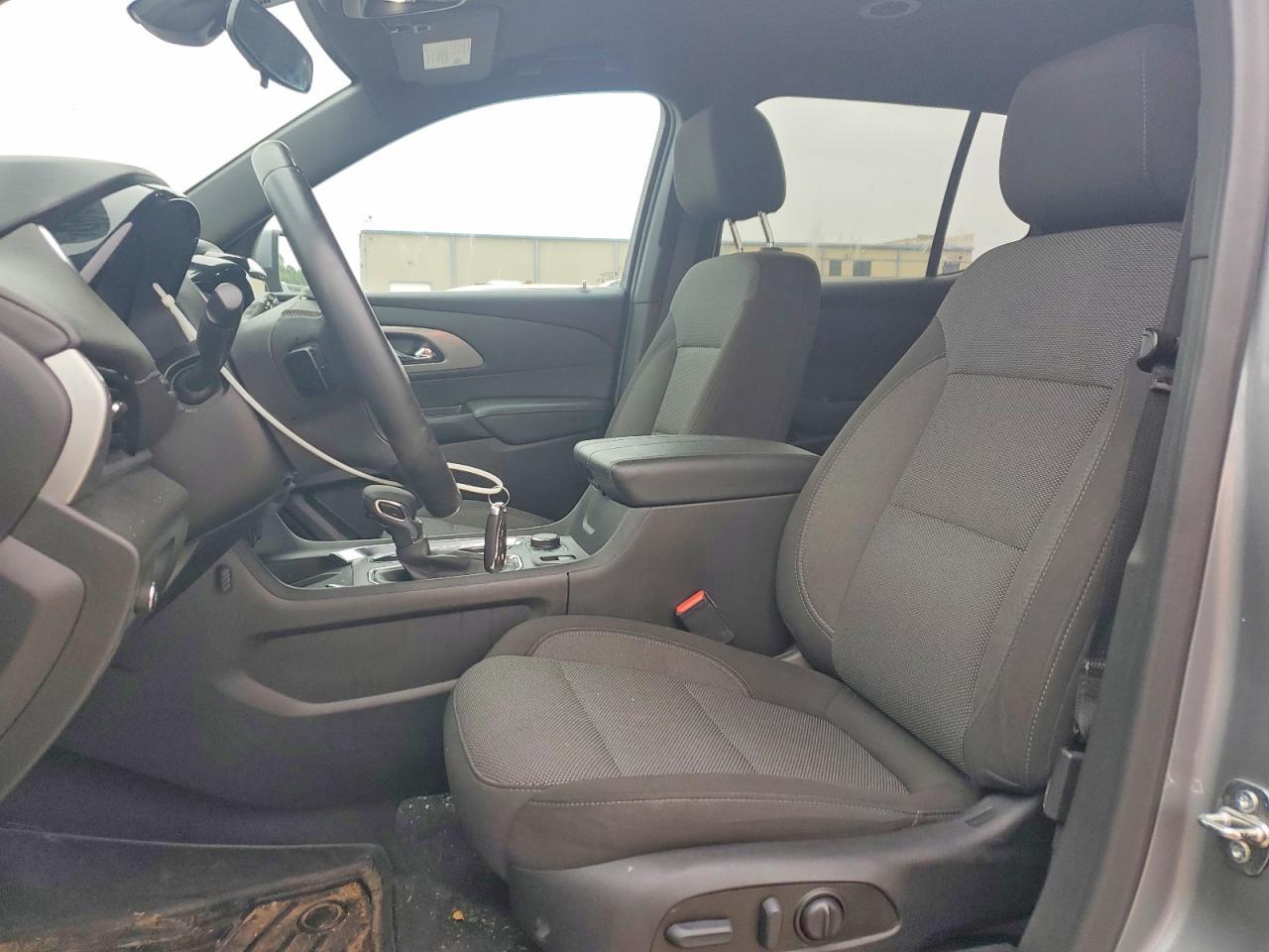 2023 Chevrolet Traverse Lt - Image 7
