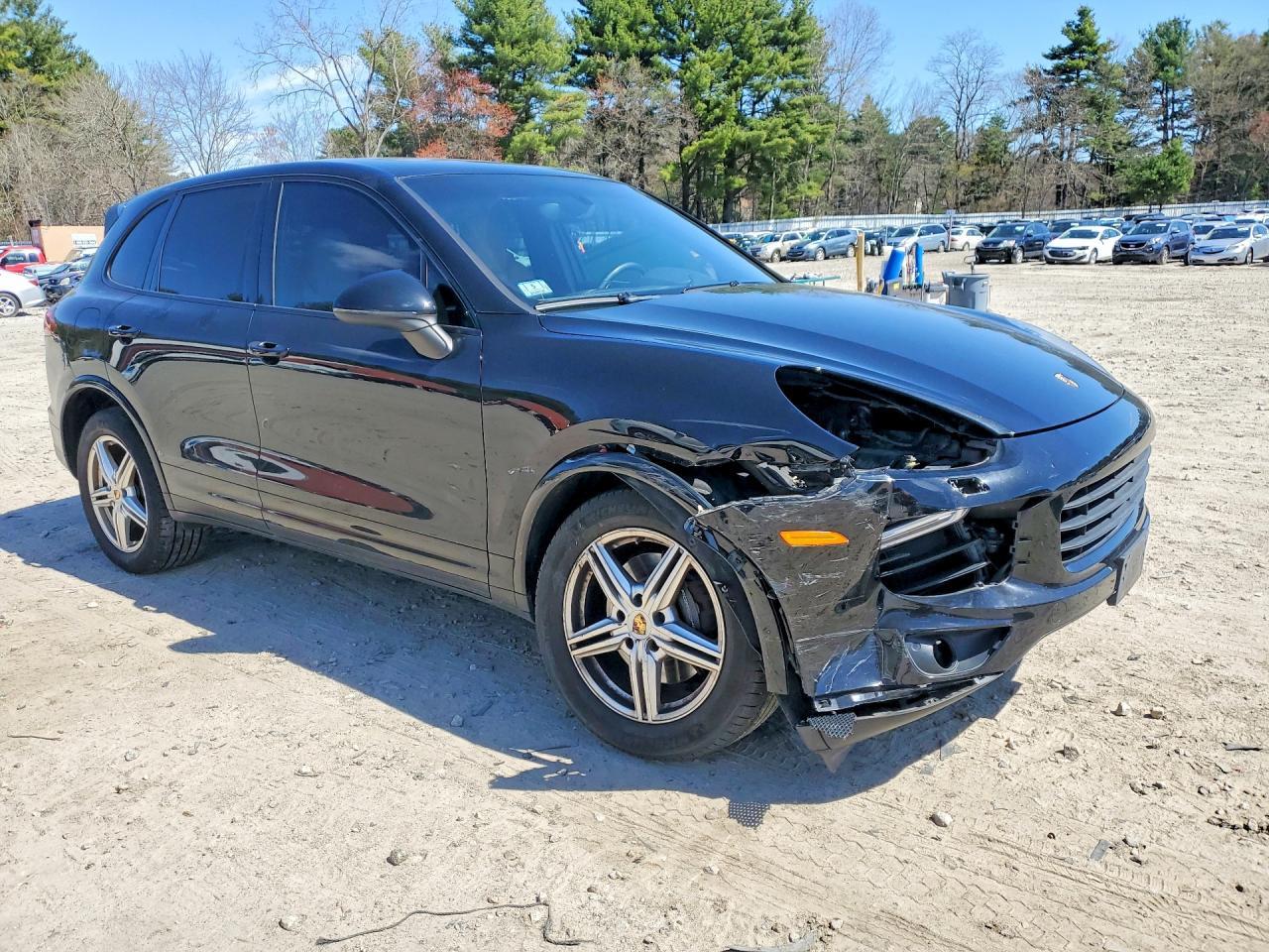 2017 Porsche Cayenne - Image 4