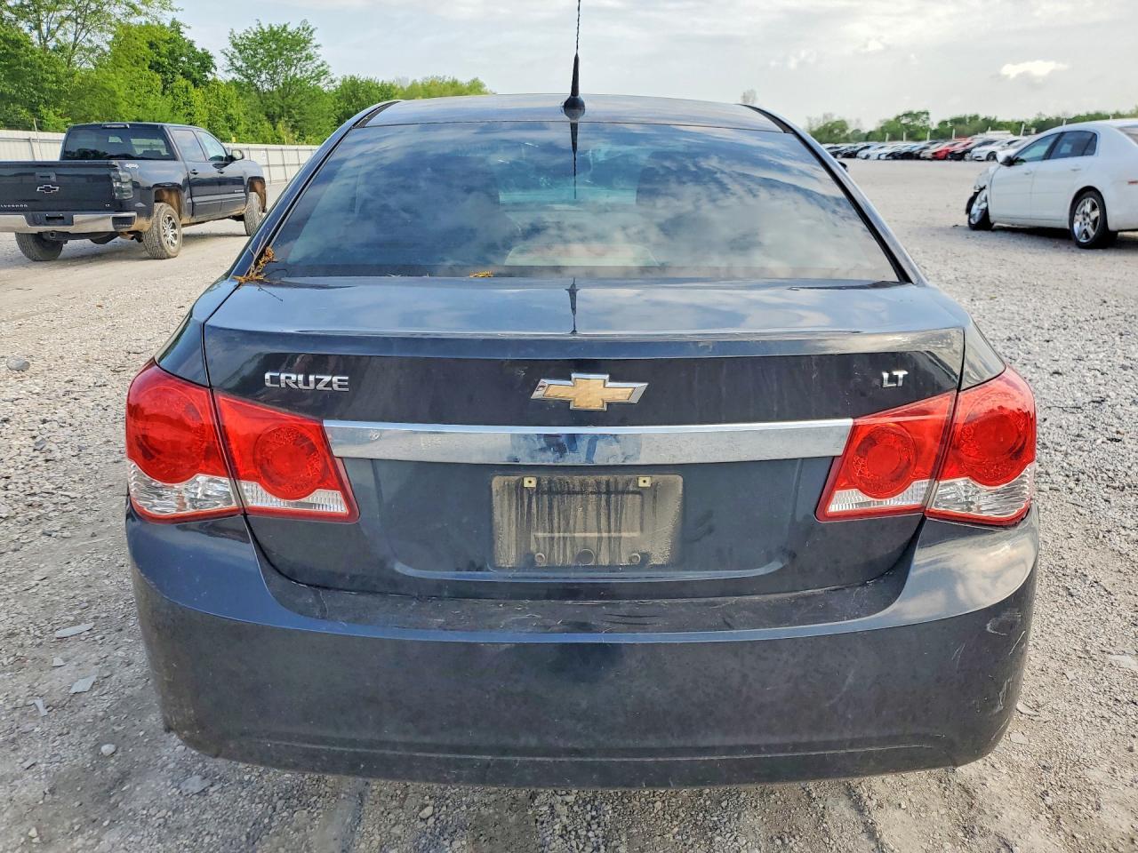 2013 Chevrolet Cruze Lt - Image 6