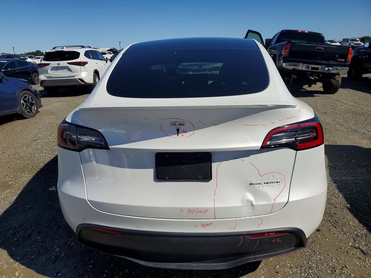2022 Tesla Model Y - Image 6