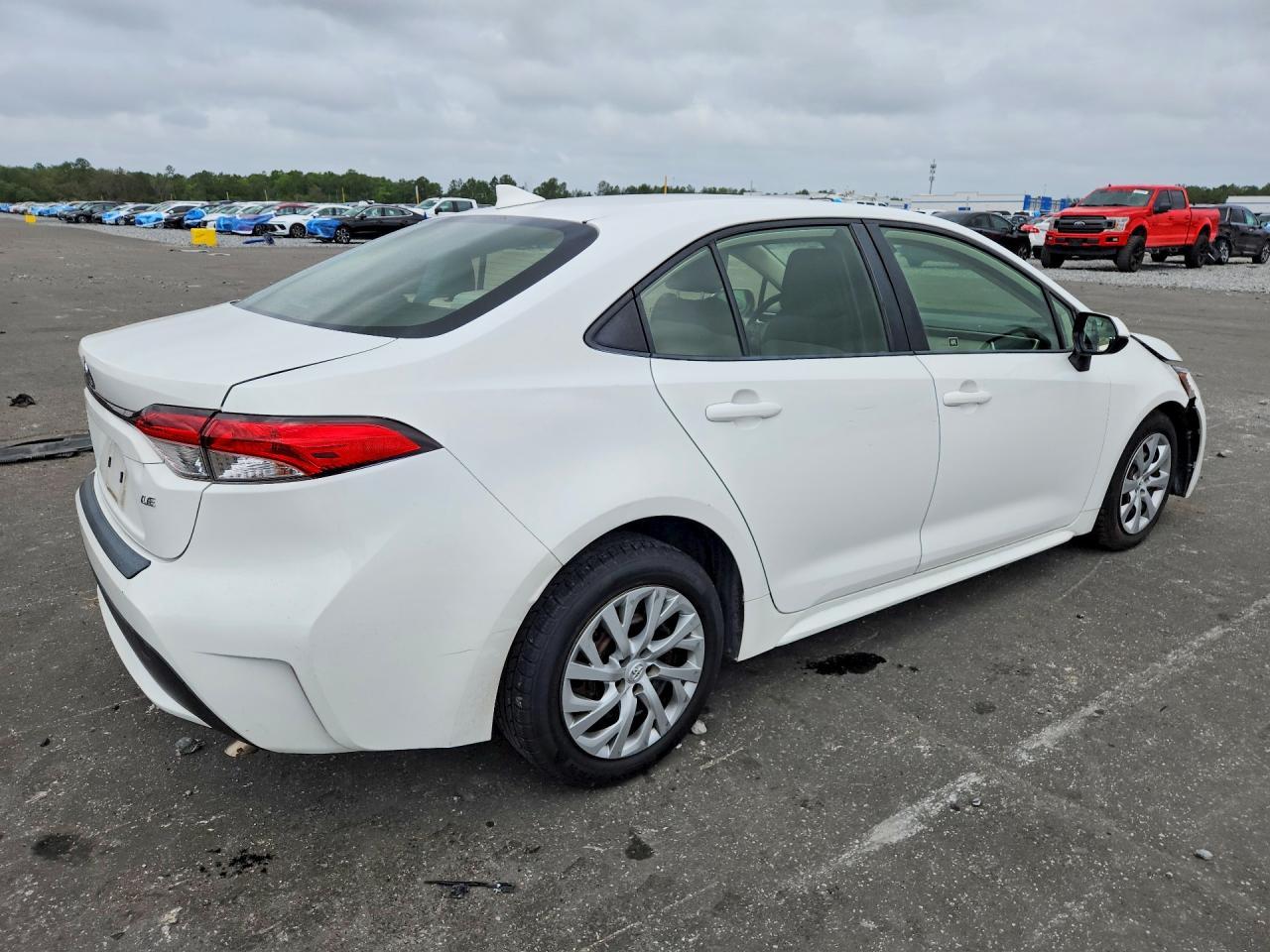 2020 Toyota Corolla Le - Image 3