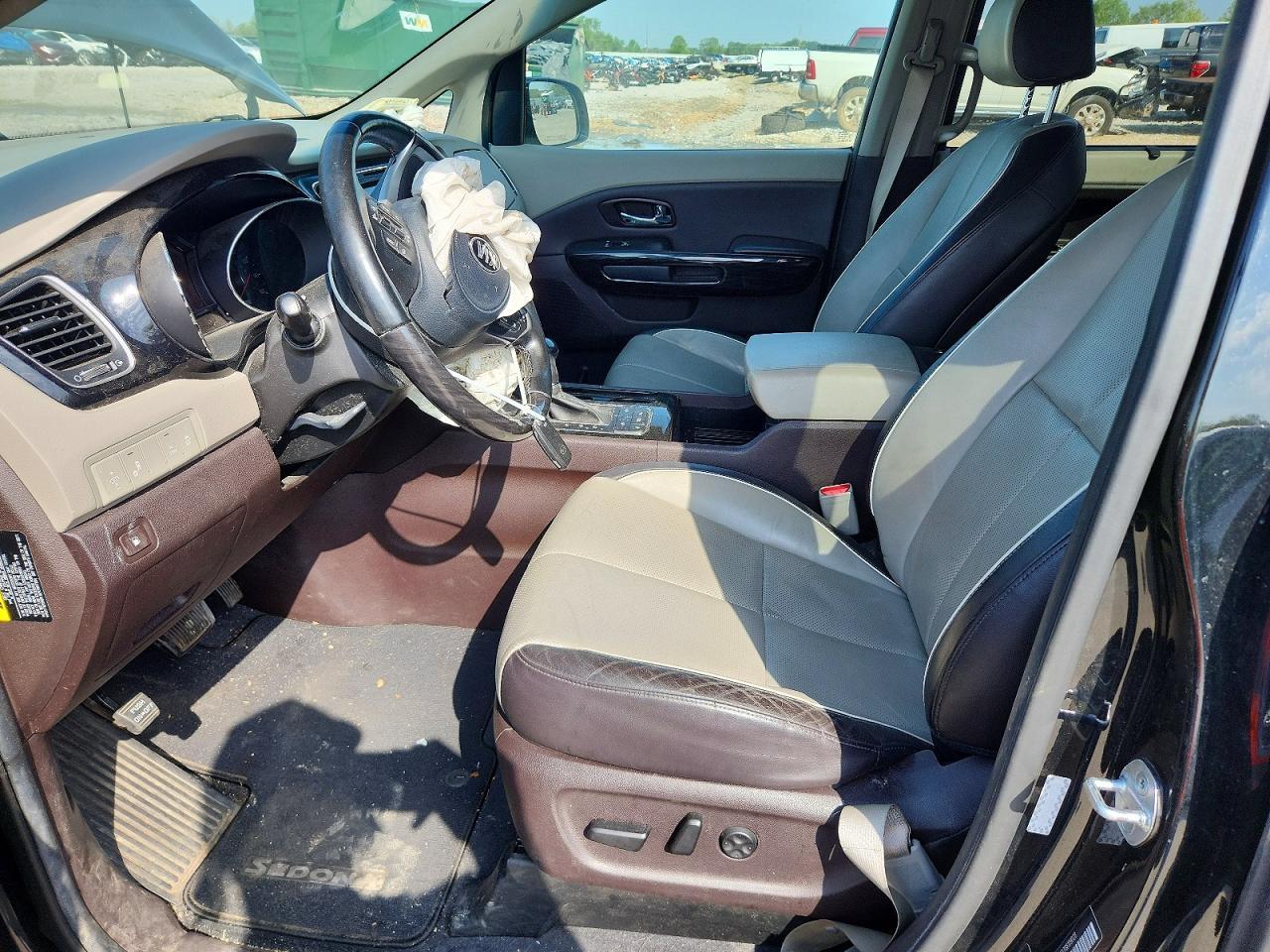 2016 Kia Sedona Sxl - Image 7