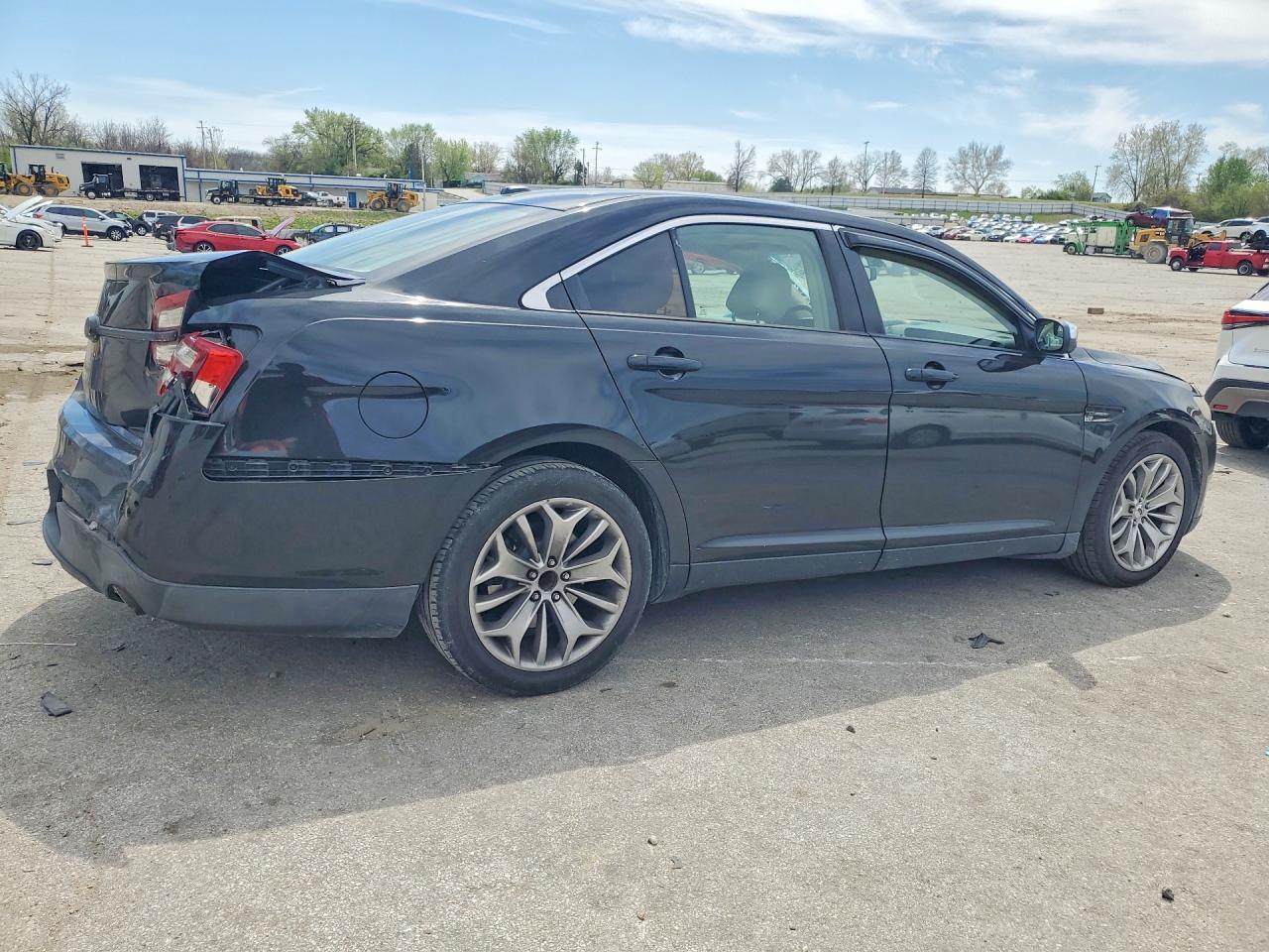 2014 Ford Taurus Limited - Фото 3
