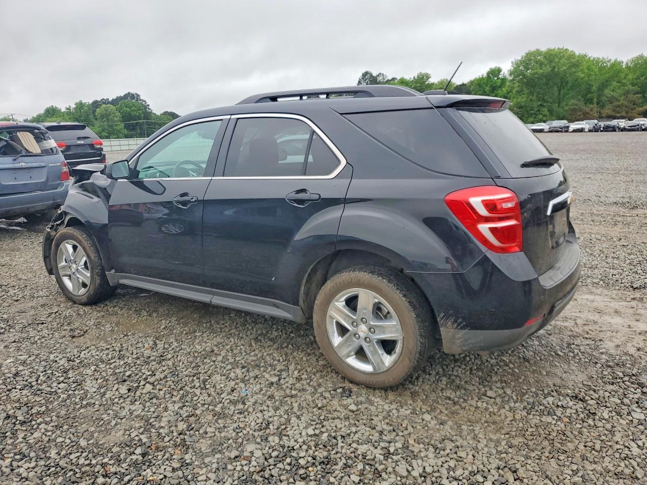 2016 Chevrolet Equinox Lt - Image 2