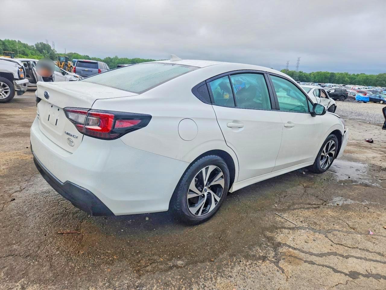 2024 Subaru Legacy Premium - Фото 3