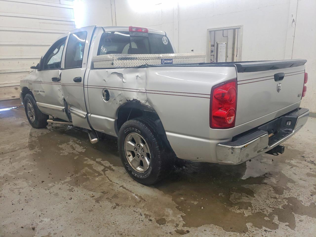2007 Dodge Ram 1500 St - Image 2