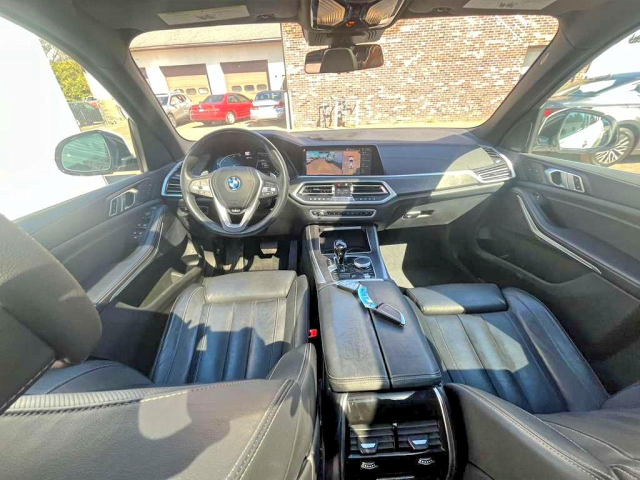 2022 BMW X5 xDrive45E - Image 7