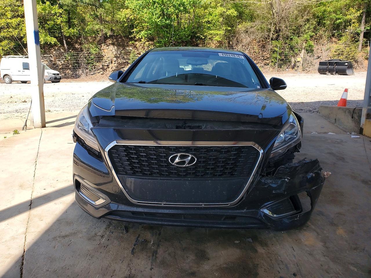 2017 Hyundai Sonata Hybrid Se - Image 5
