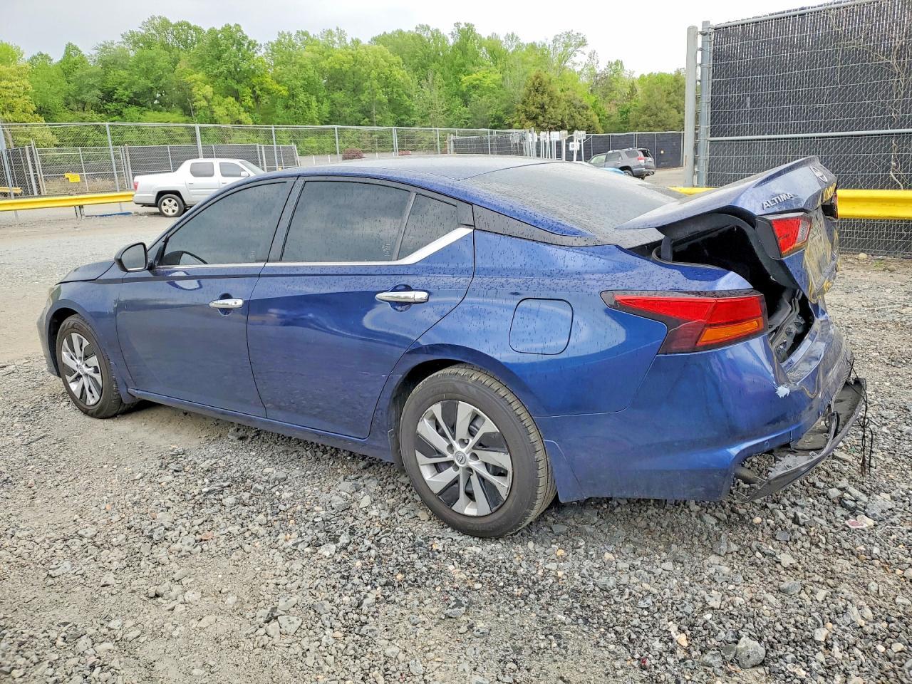 2024 Nissan Altima S - Image 2