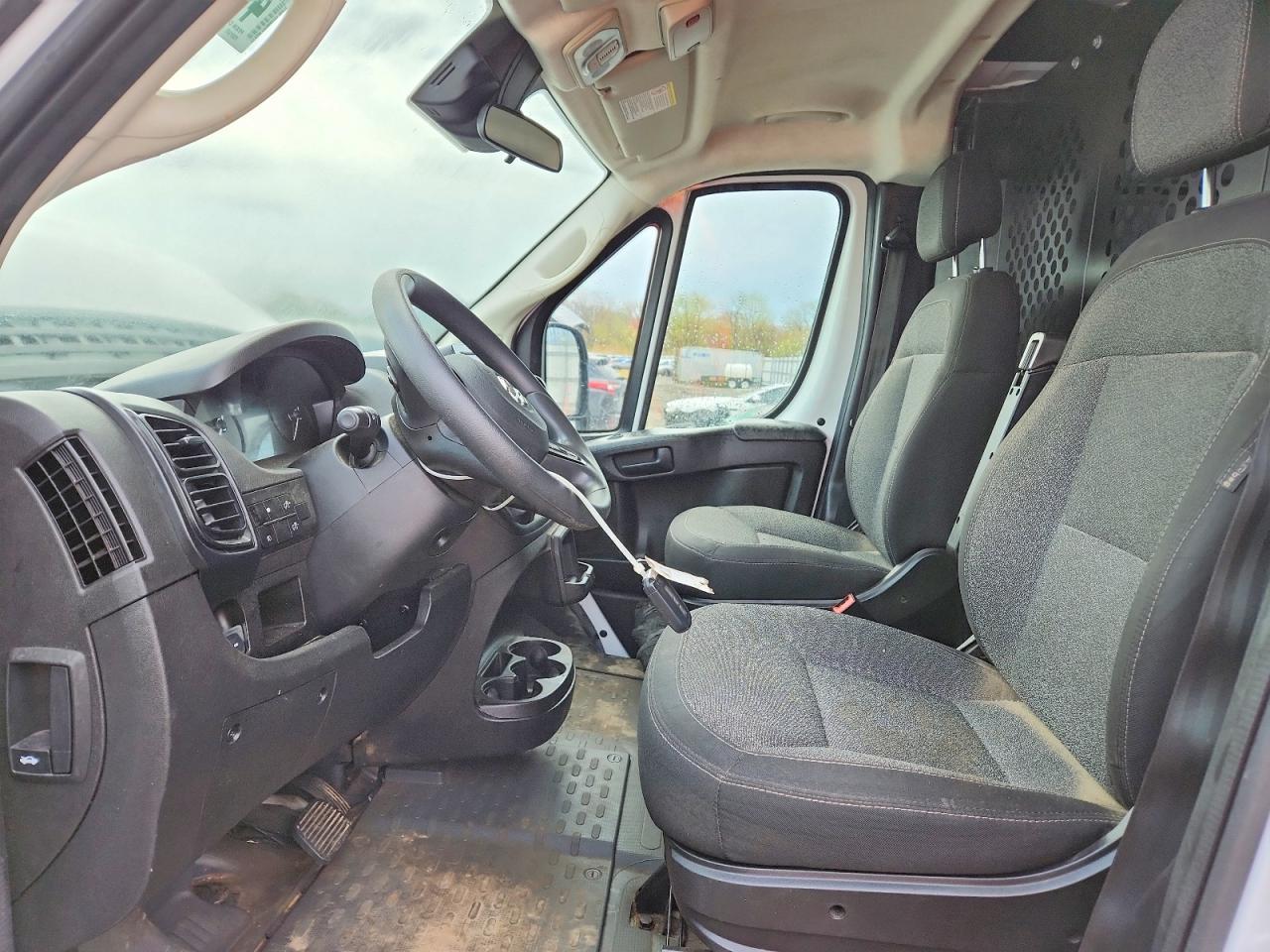 2023 Ram Promaster 2500 Delivery Van - Фото 7