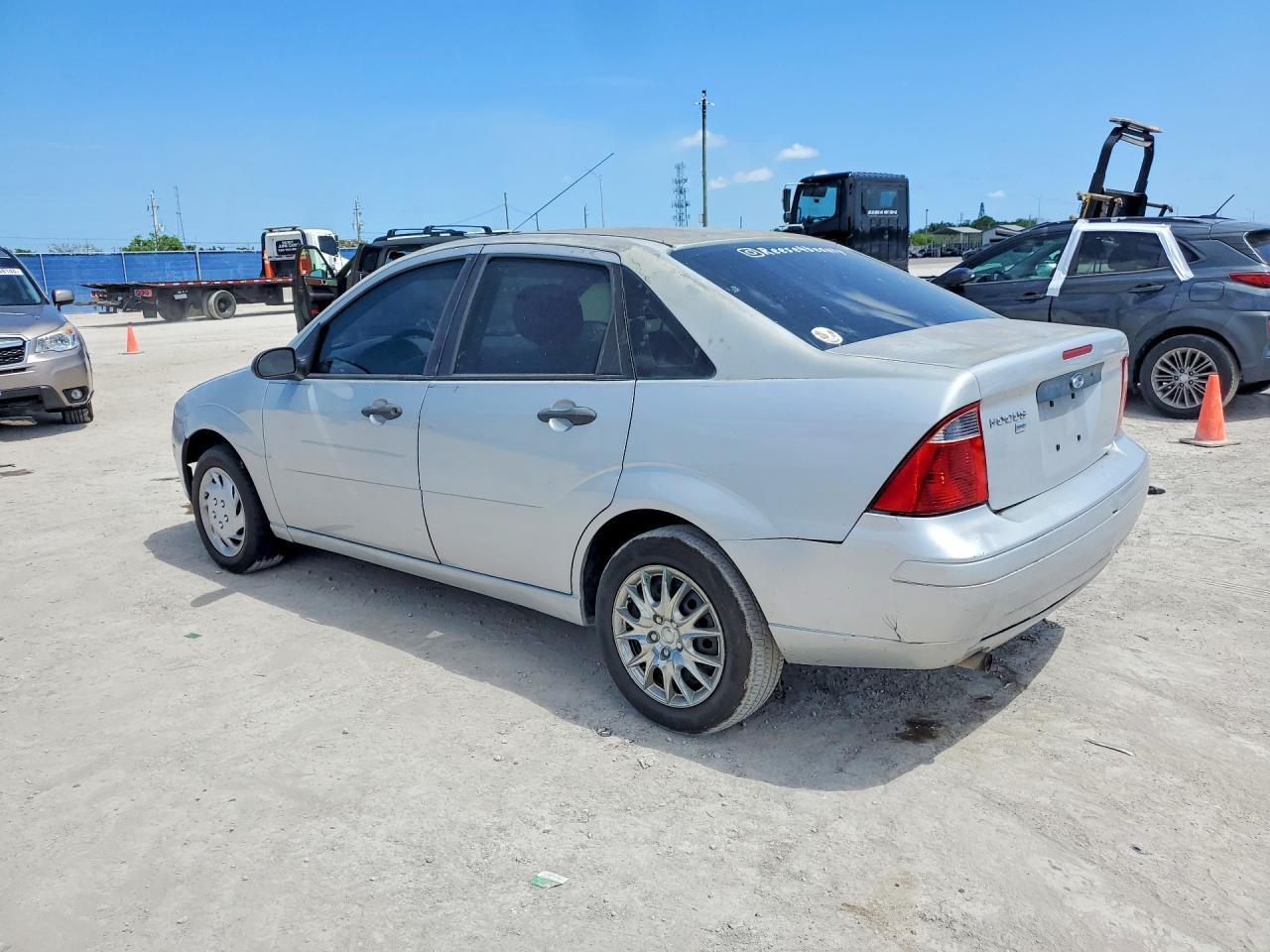 2007 Ford Focus Zx4 - Фото 2