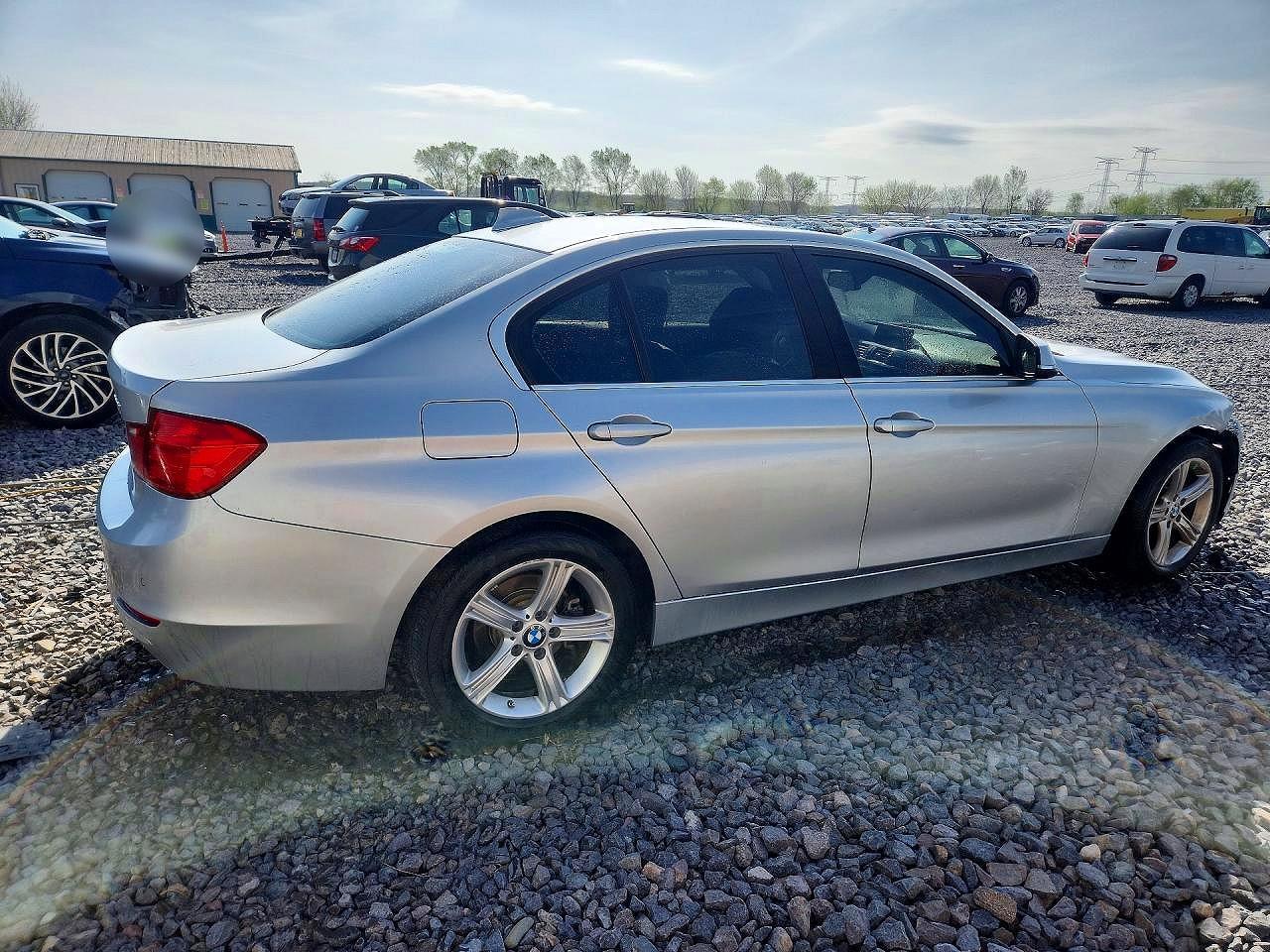 2015 BMW 328 Xi - Image 3