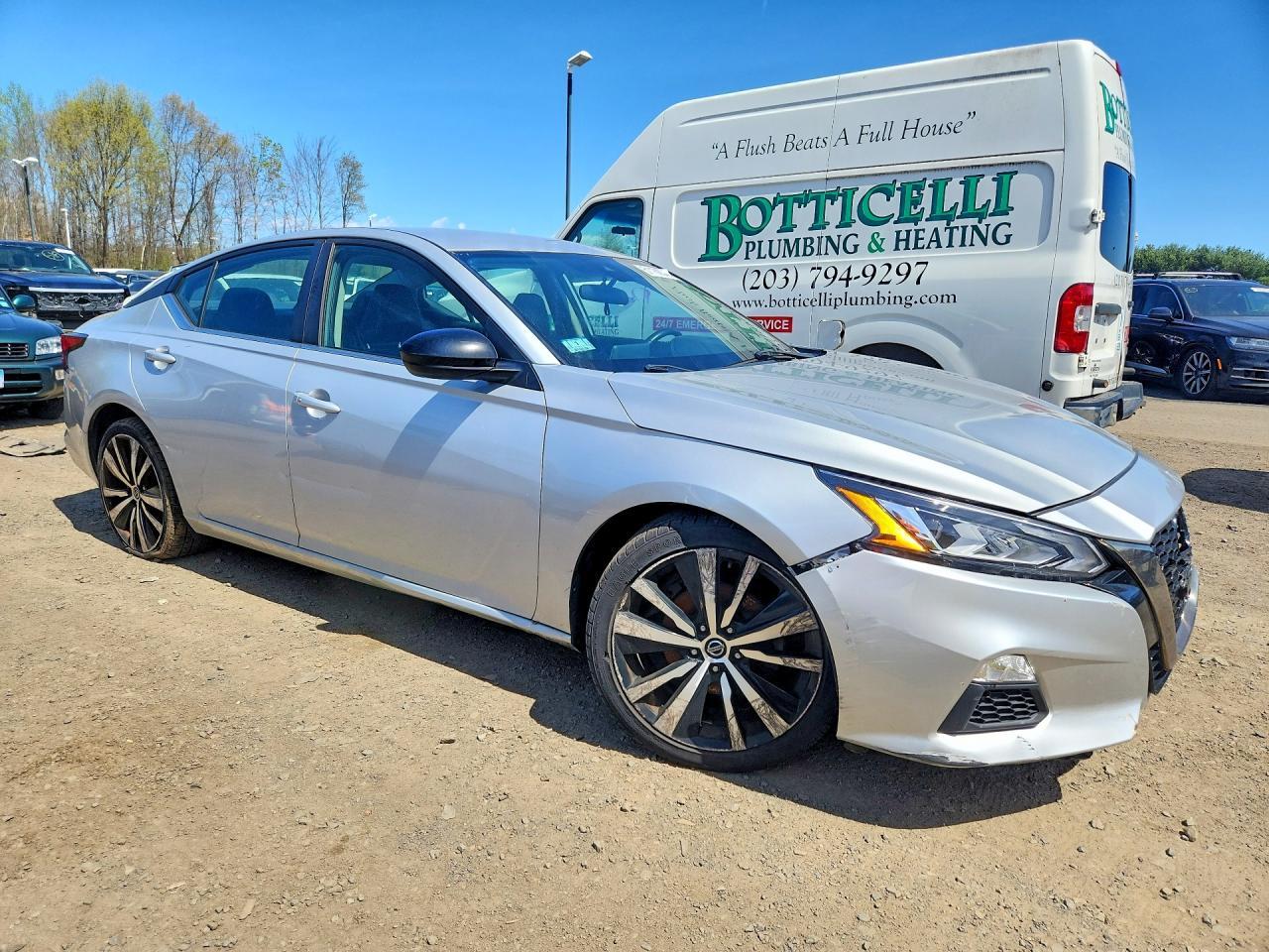 2020 Nissan Altima Sr - Image 4