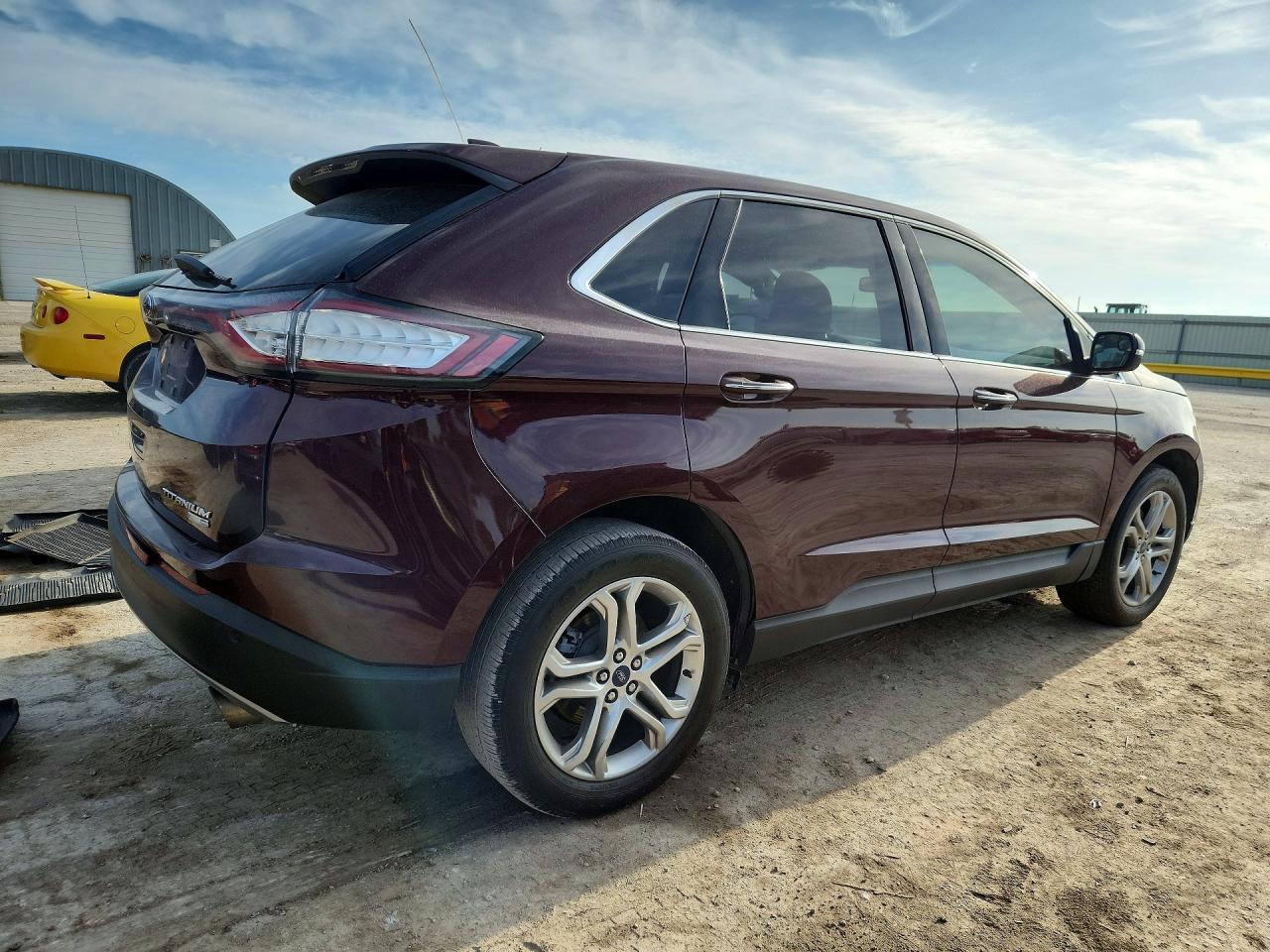 2018 Ford Edge Titanium - Image 3