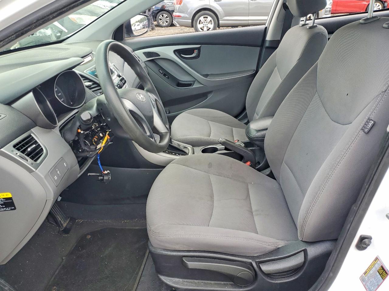 2016 Hyundai Elantra Se - Image 7