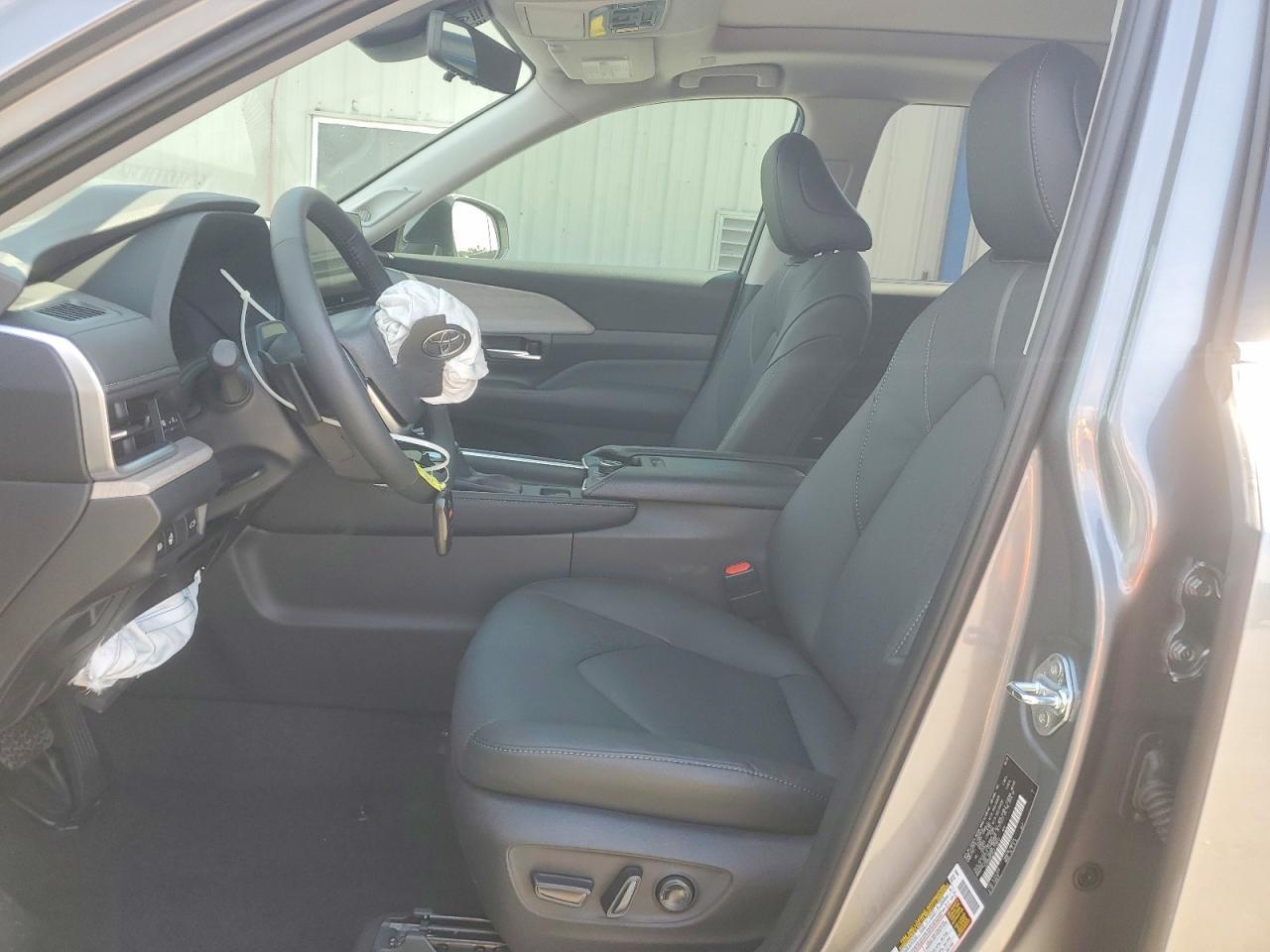 2026 Toyota Grand Highlander Platinum - Фото 7