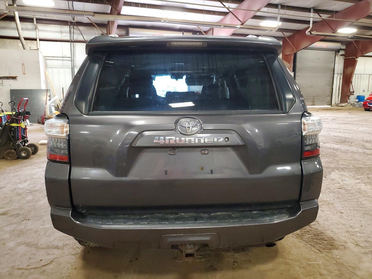 2016 Toyota 4Runner Sr5 - Фото 6