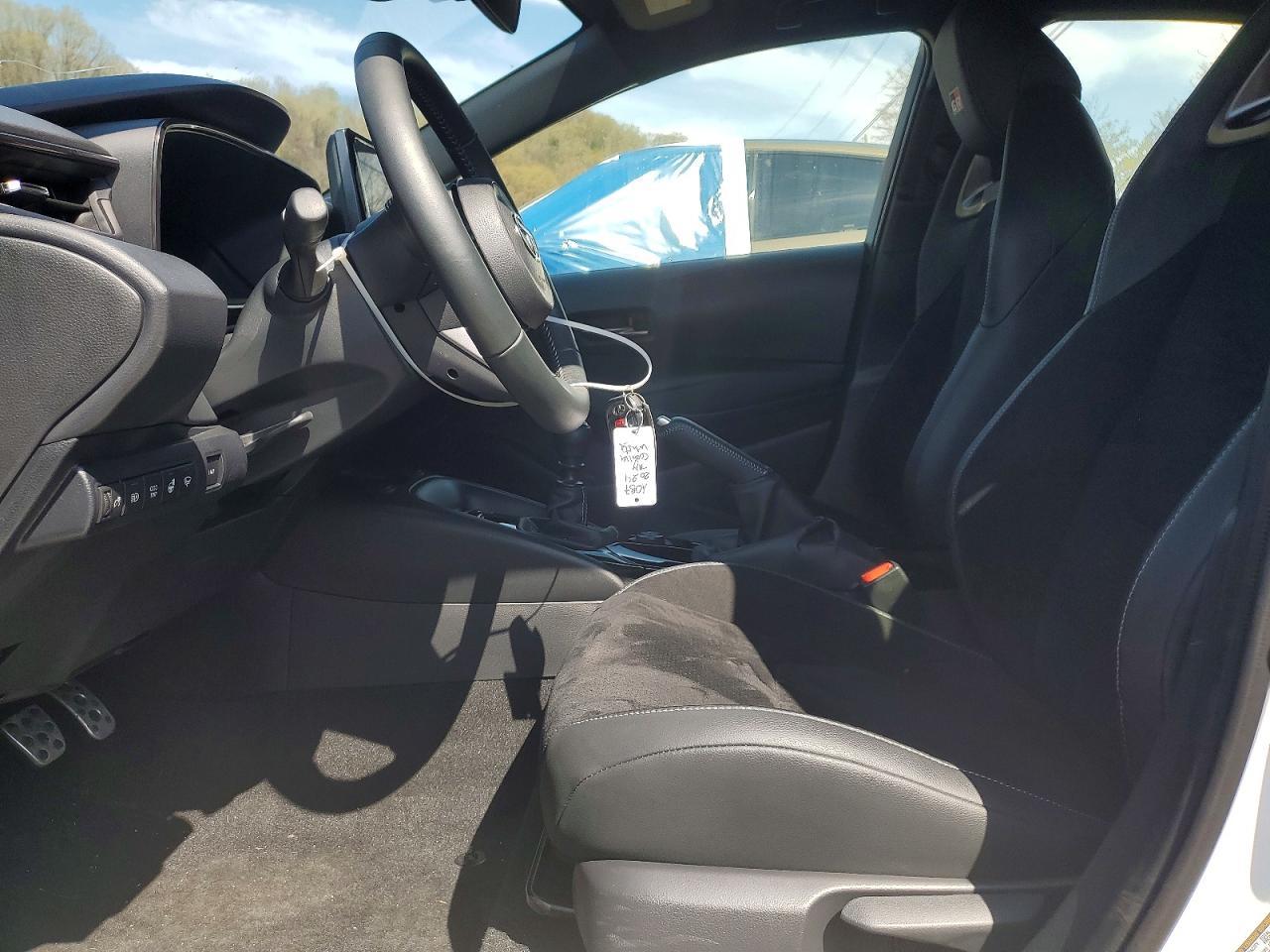2024 Toyota Gr Corolla Premium - Image 7