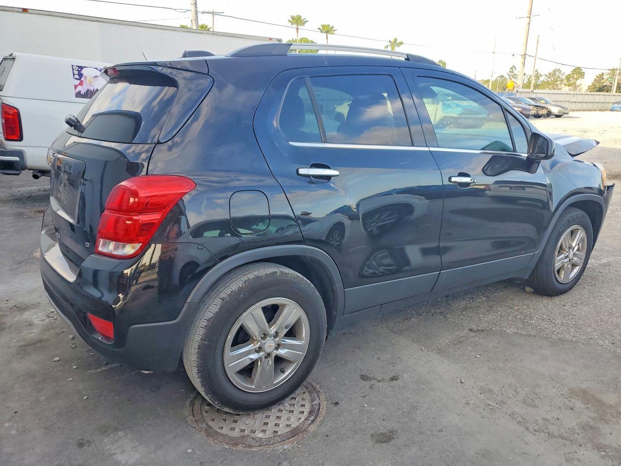 2020 Chevrolet Trax 1Lt - Фото 3