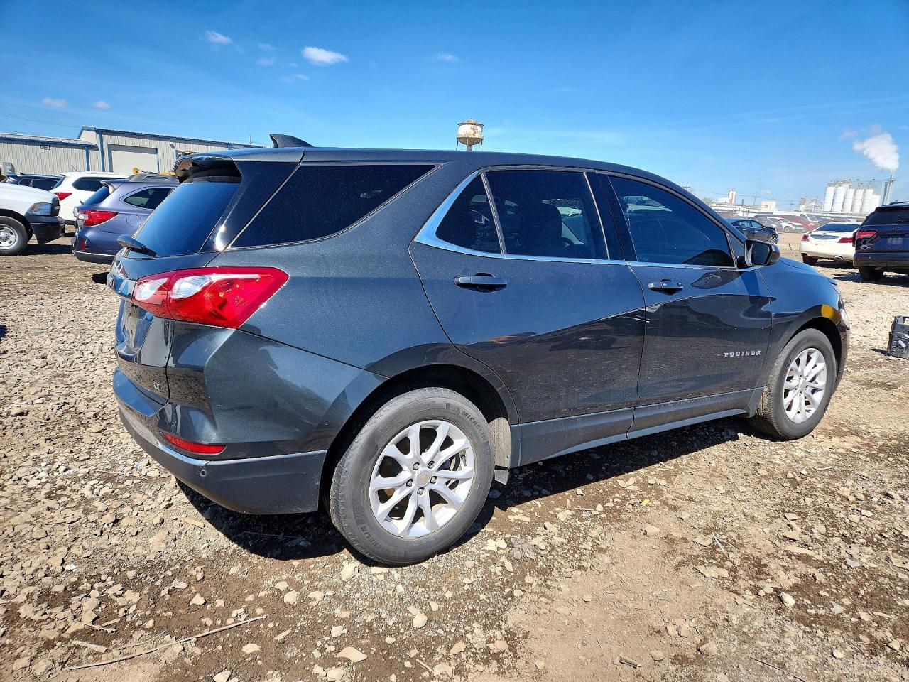 2020 Chevrolet Equinox - Фото 3