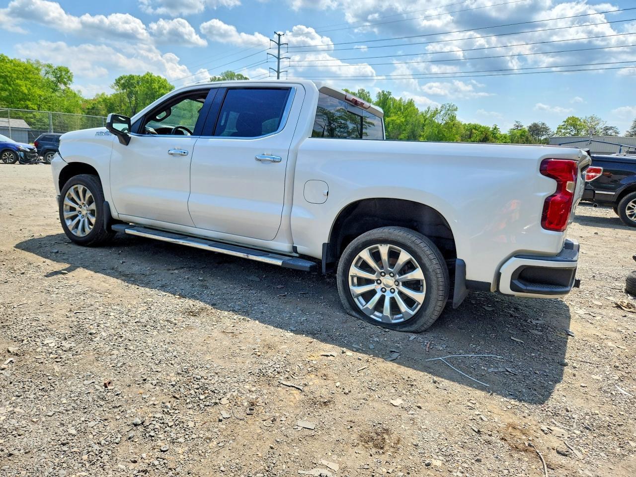 2020 Chevrolet Silverado K1500 High Country - Image 2