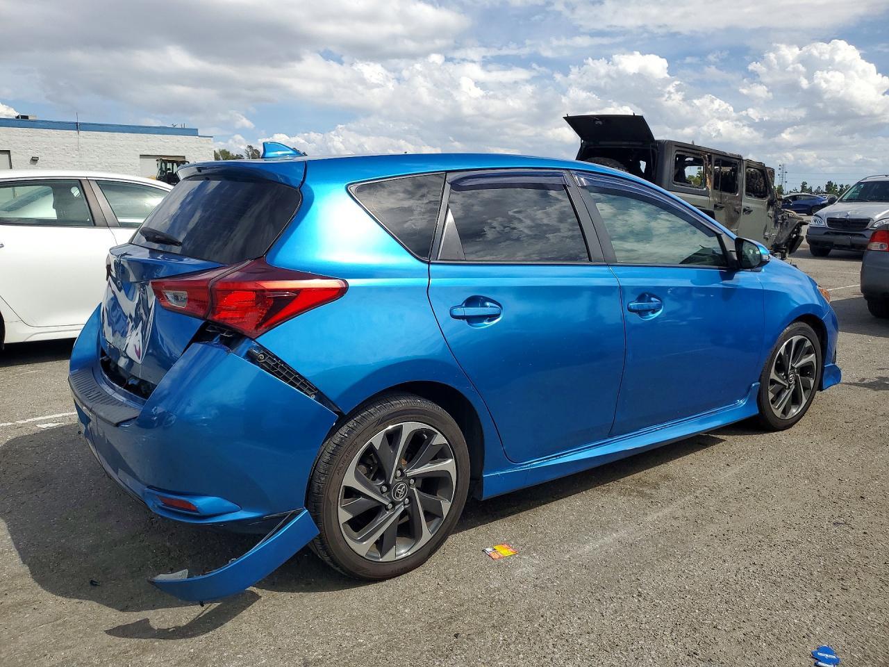 2017 Toyota Corolla Im Base - Фото 3