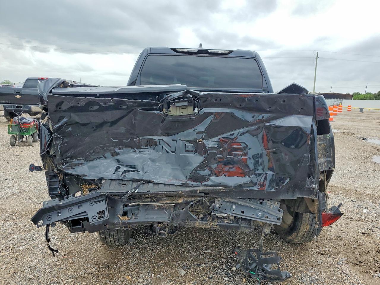 2024 Toyota Tundra Crewmax Limited - Фото 6