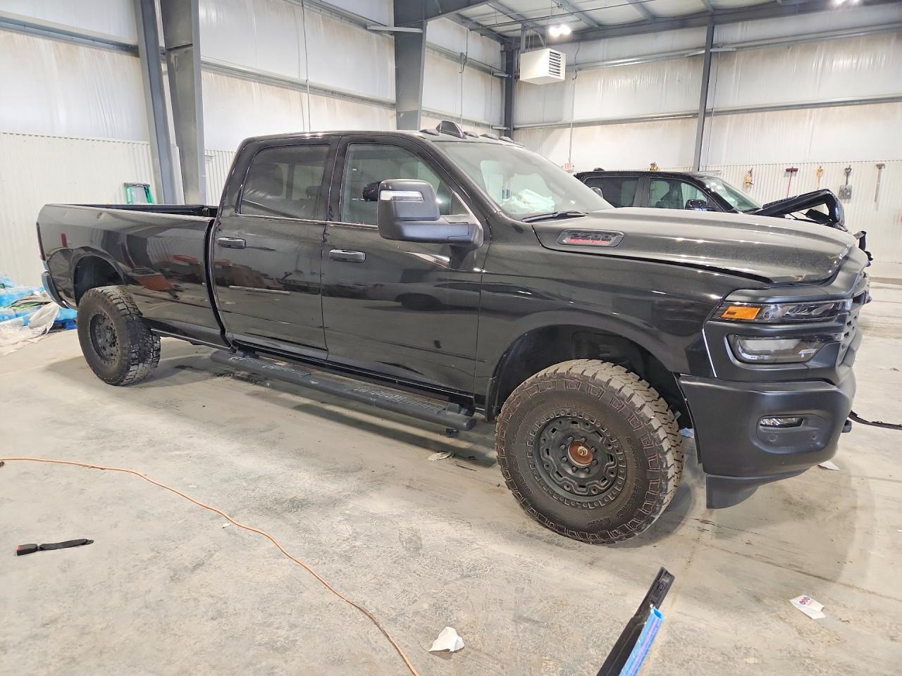 2025 Ram 2500 Tradesman - Фото 4