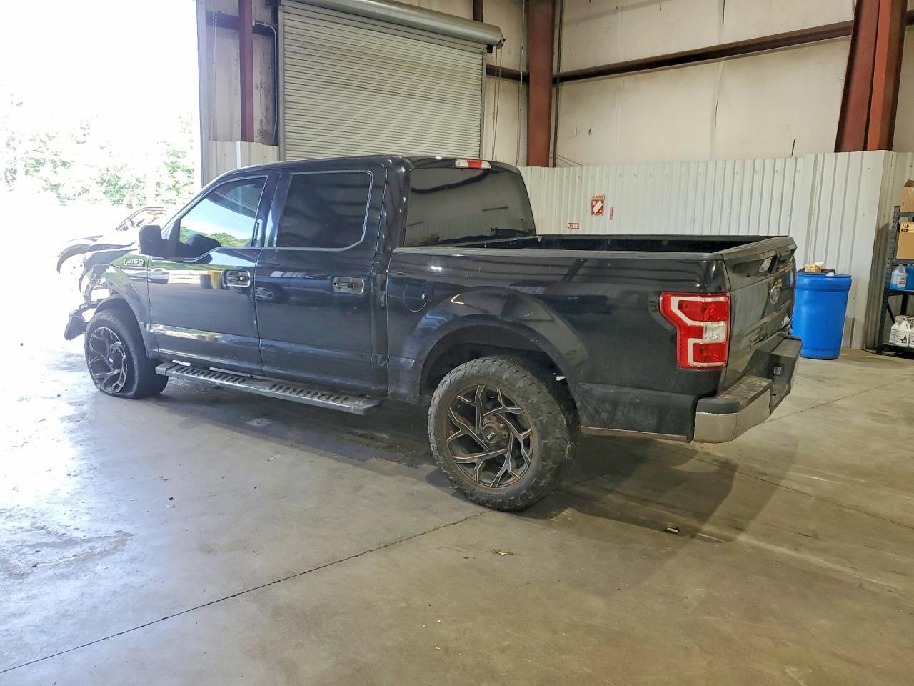 2020 Ford F150 Supercrew - Фото 2