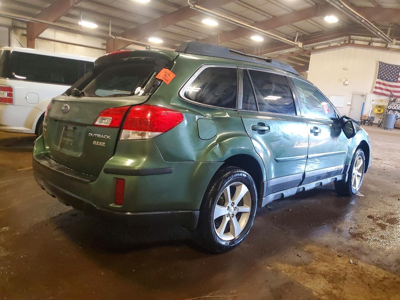 2013 Subaru Outback 2.5I Limited - Фото 3