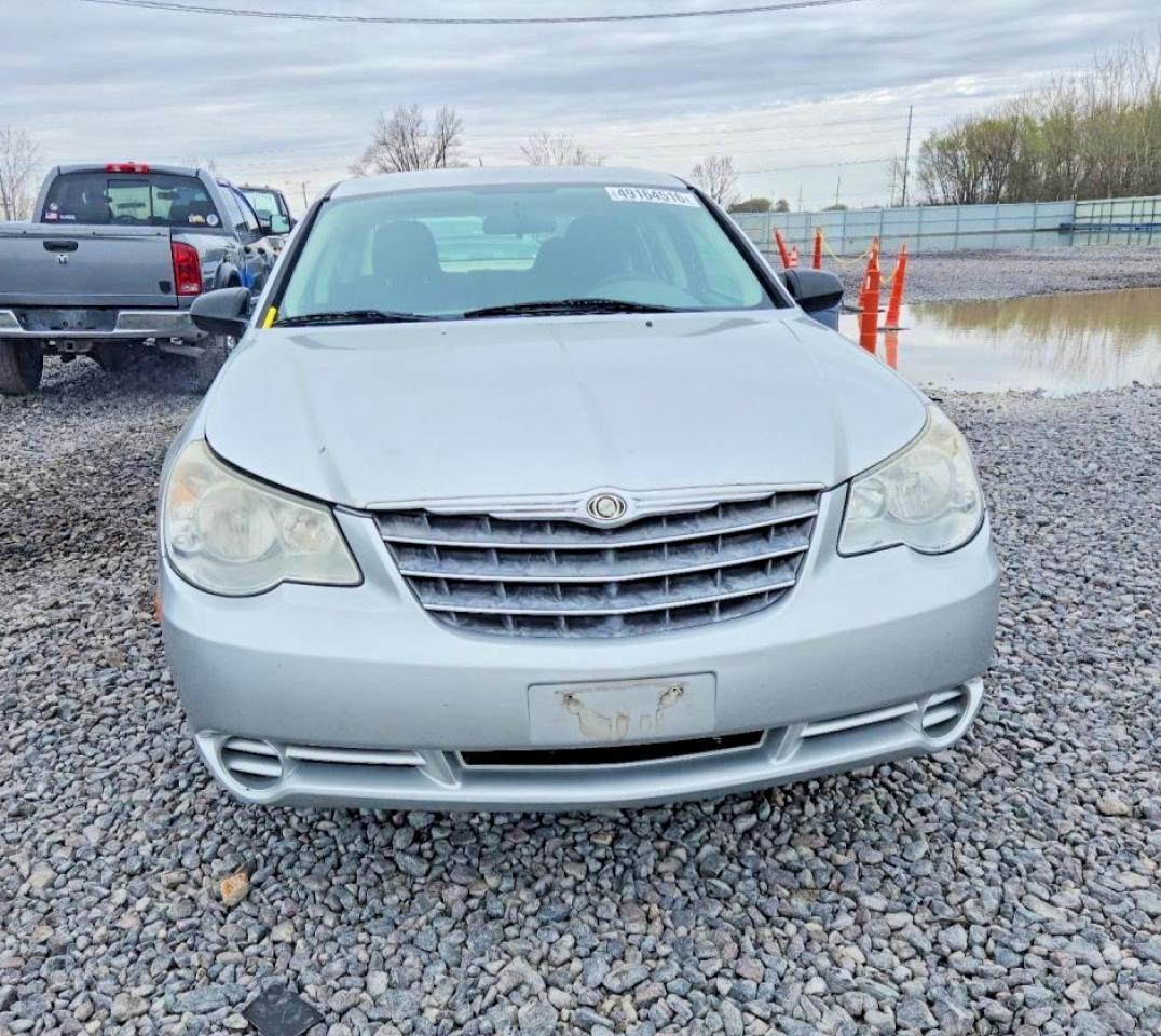 2010 Chrysler Sebring Touring - Image 5
