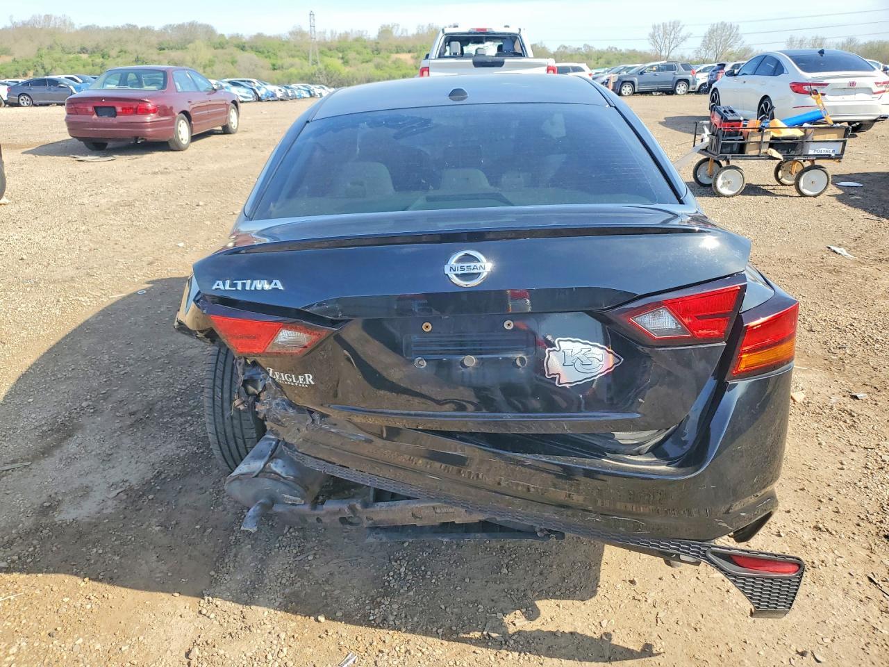 2020 Nissan Altima S - Image 6