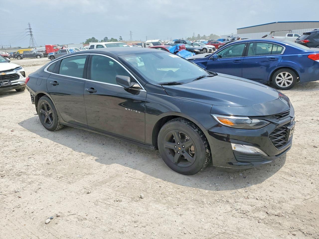 2022 Chevrolet Malibu Ls - Фото 4