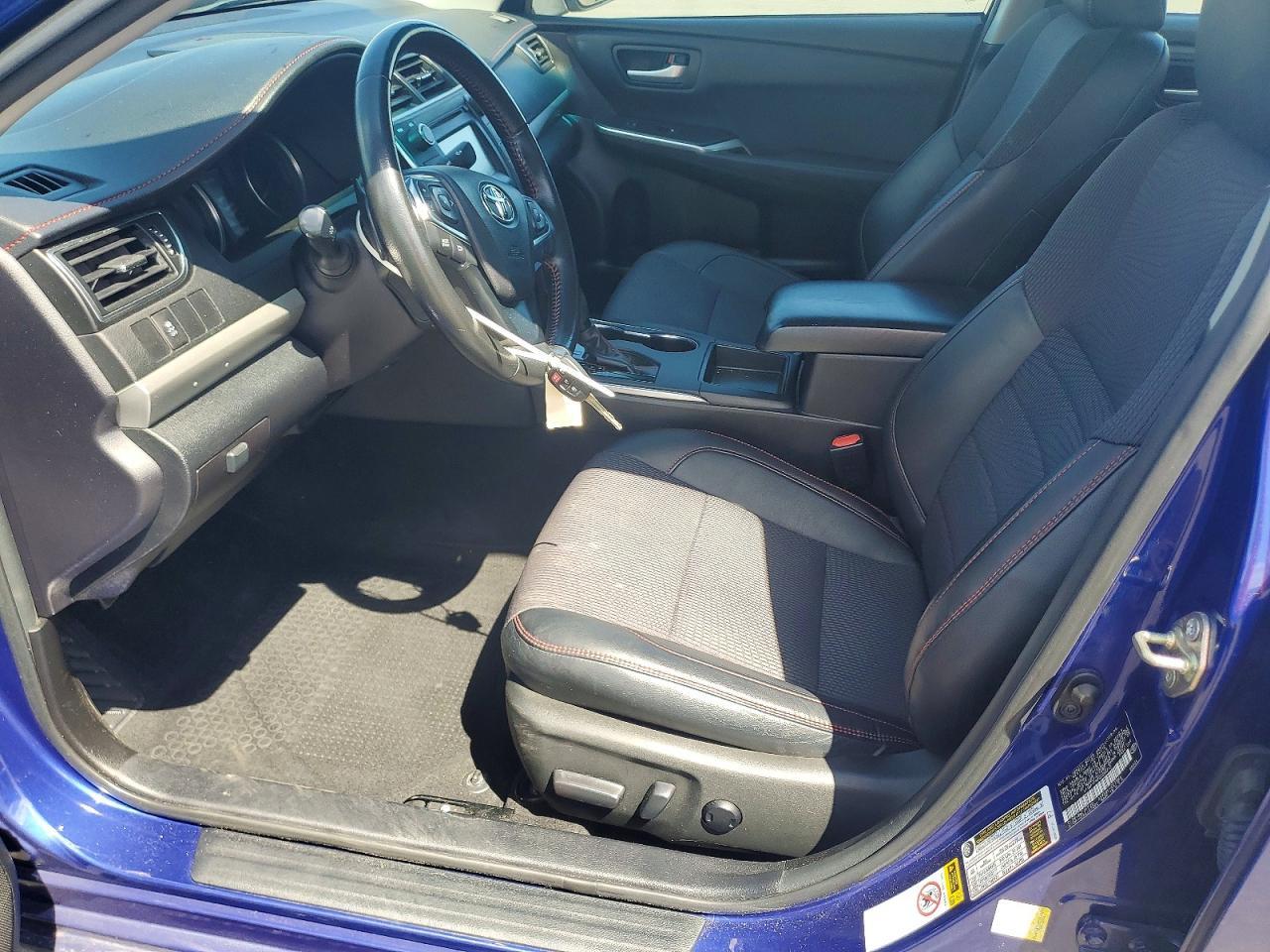 2016 Toyota Camry Se - Фото 7
