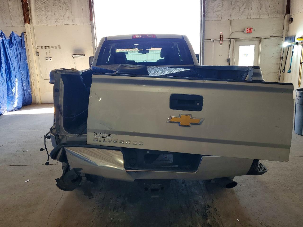 2018 Chevrolet Silverado K2500 Heavy Duty - Фото 6