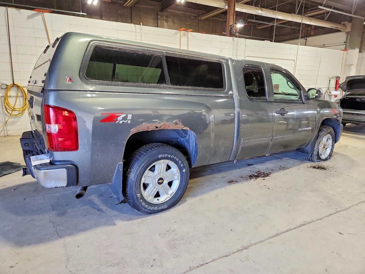 2011 Chevrolet Silverado K1500 Lt - Фото 3
