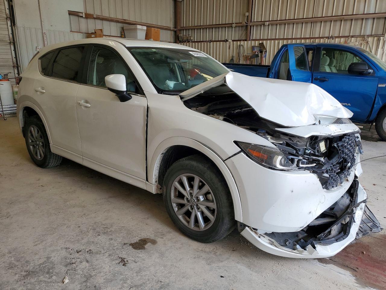 2024 Mazda Cx-5 Preferred - Image 4