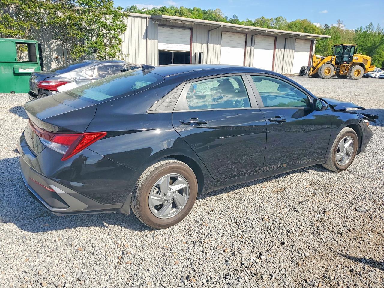 2026 Hyundai Elantra Se - Фото 3
