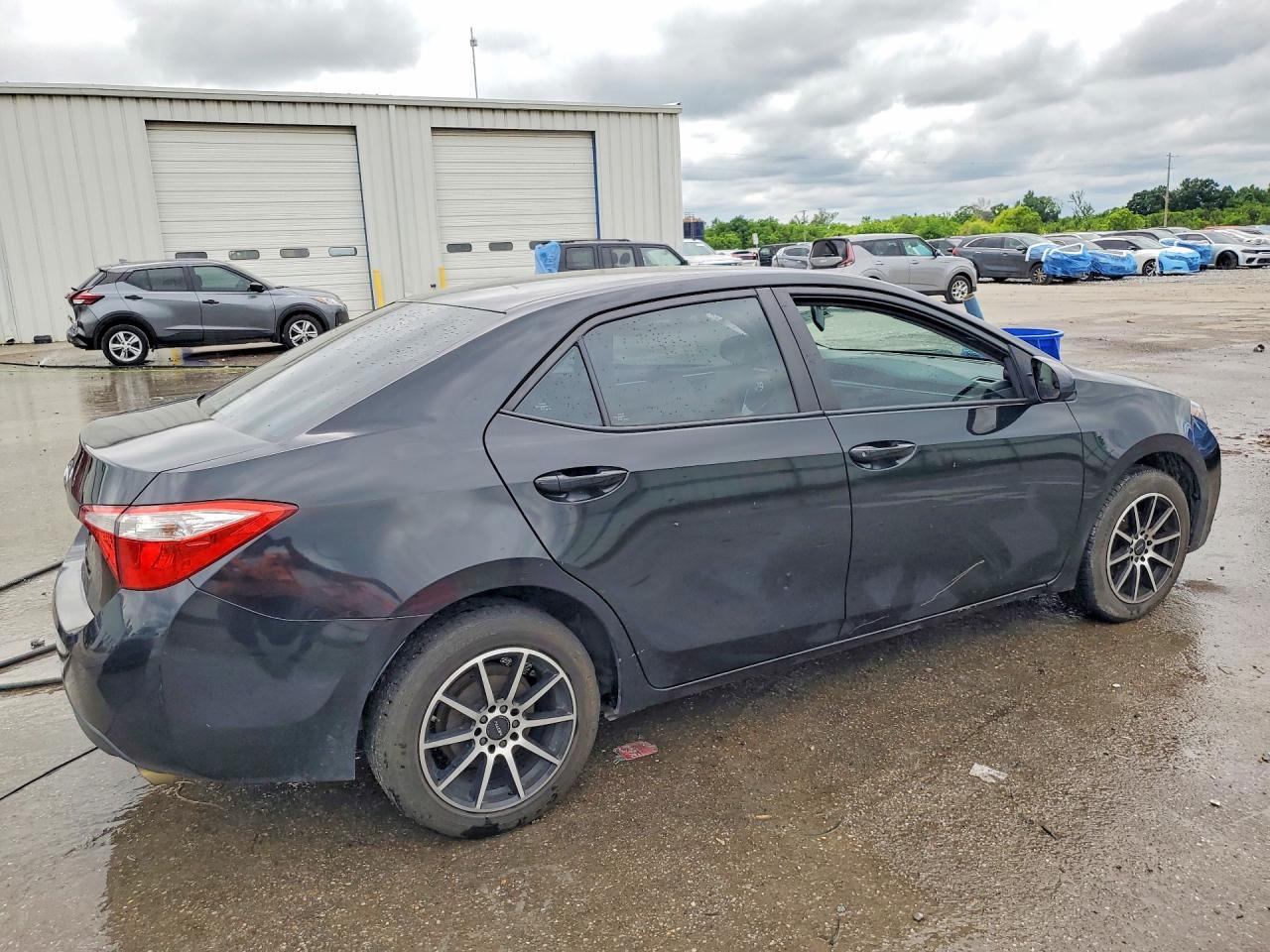 2016 Toyota Corolla L - Фото 3