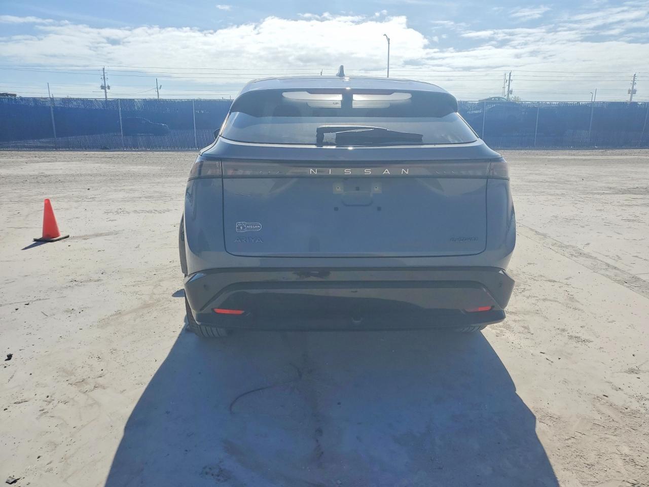 2025 Nissan Ariya Engage E-4Orce - Фото 6