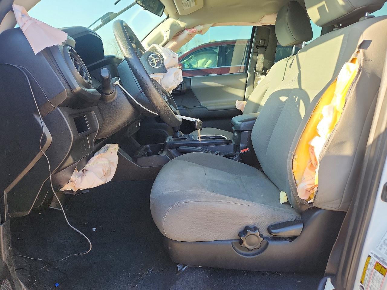 2016 Toyota Tacoma Sr - Фото 7