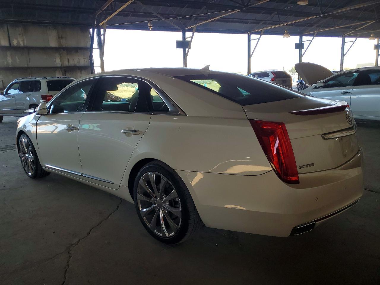 2013 Cadillac Xts Premium Collection - Image 3