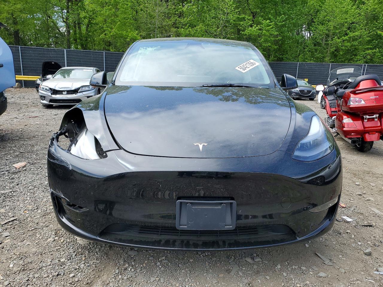 2023 Tesla Model Y - Фото 5