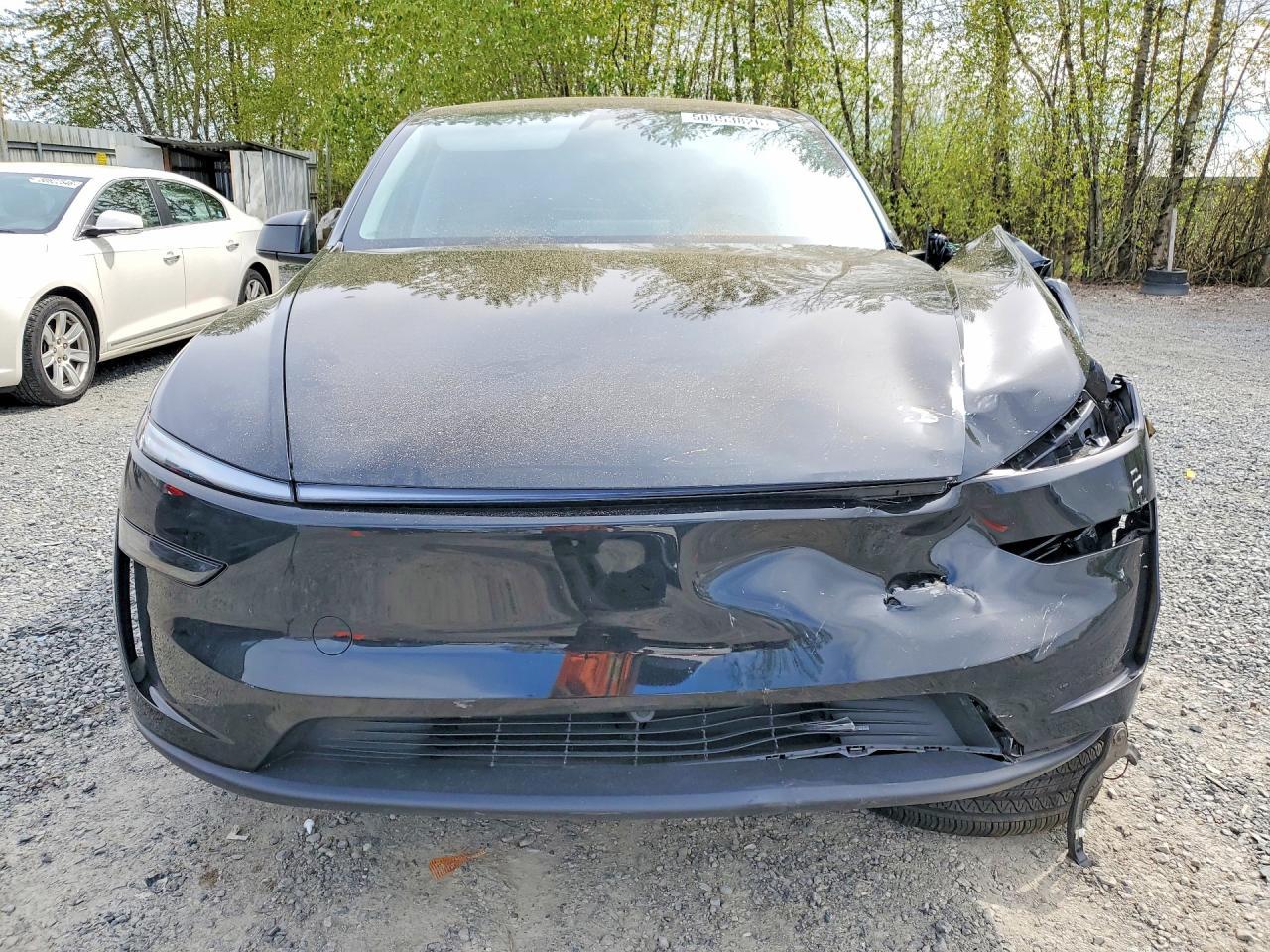 2026 Tesla Model Y - Фото 5