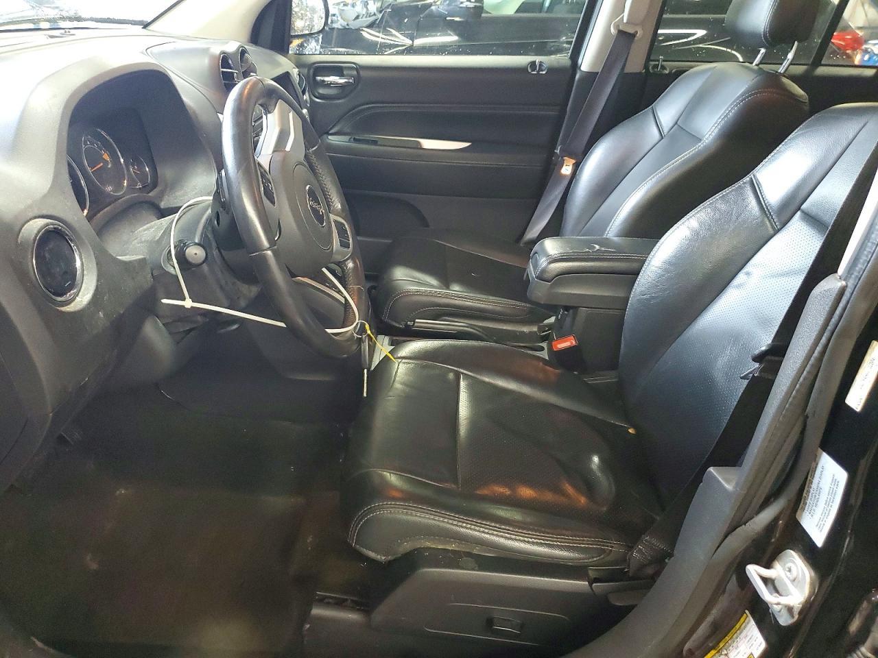 2016 Jeep Compass Latitude - Image 7