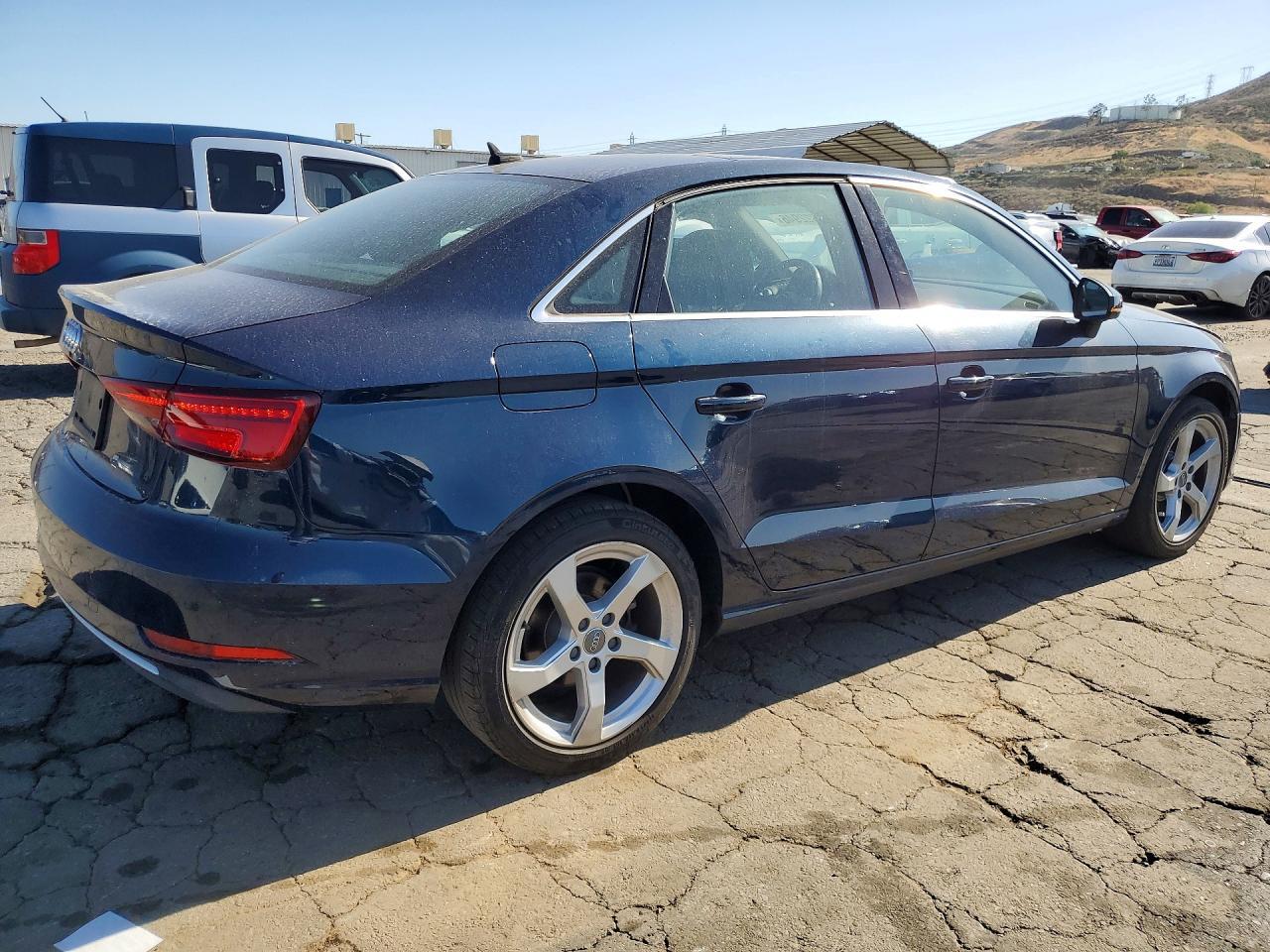 2019 Audi A3 Premium - Фото 3