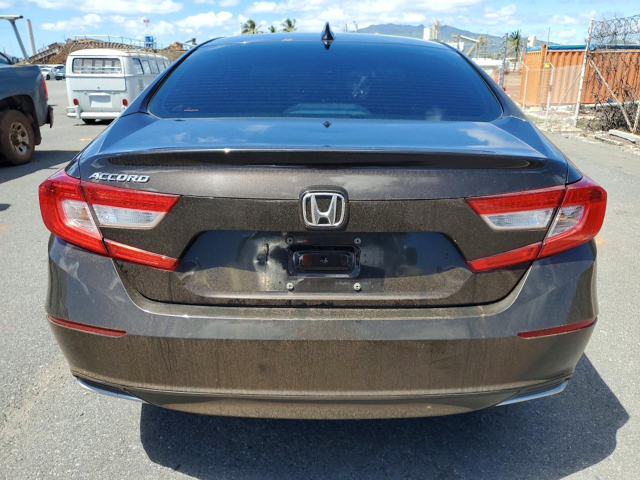 2018 Honda Accord Ex - Image 6