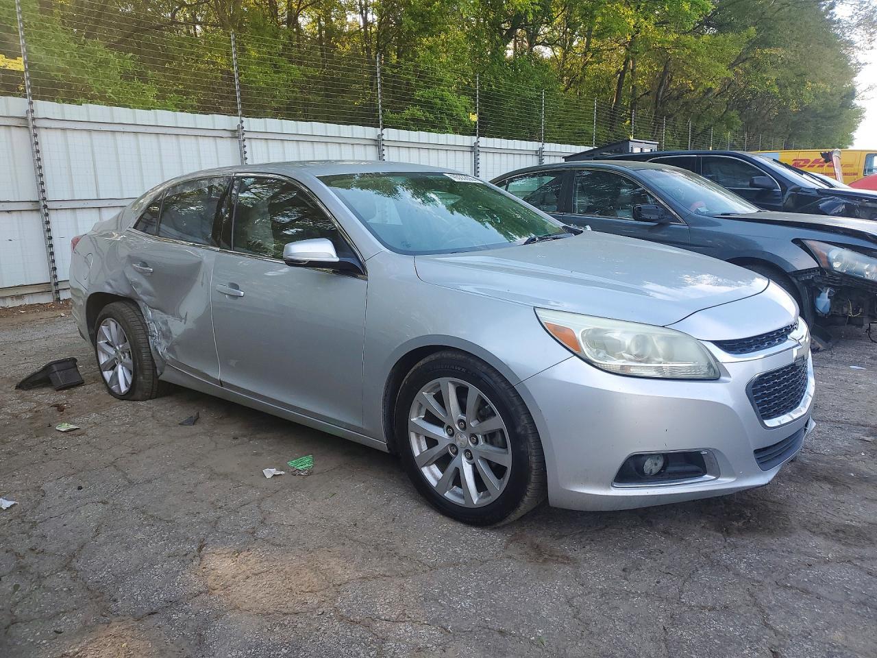 2015 Chevrolet Malibu 2Lt - Image 4