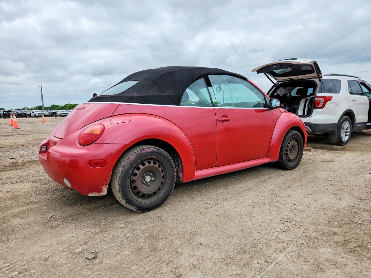 2004 Volkswagen New Beetle Gl - Image 3