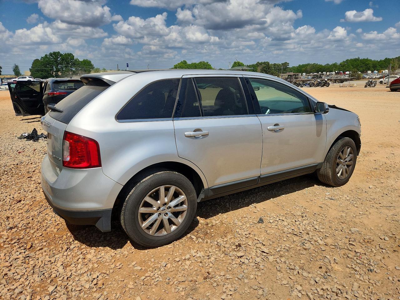 2013 Ford Edge Limited - Image 3